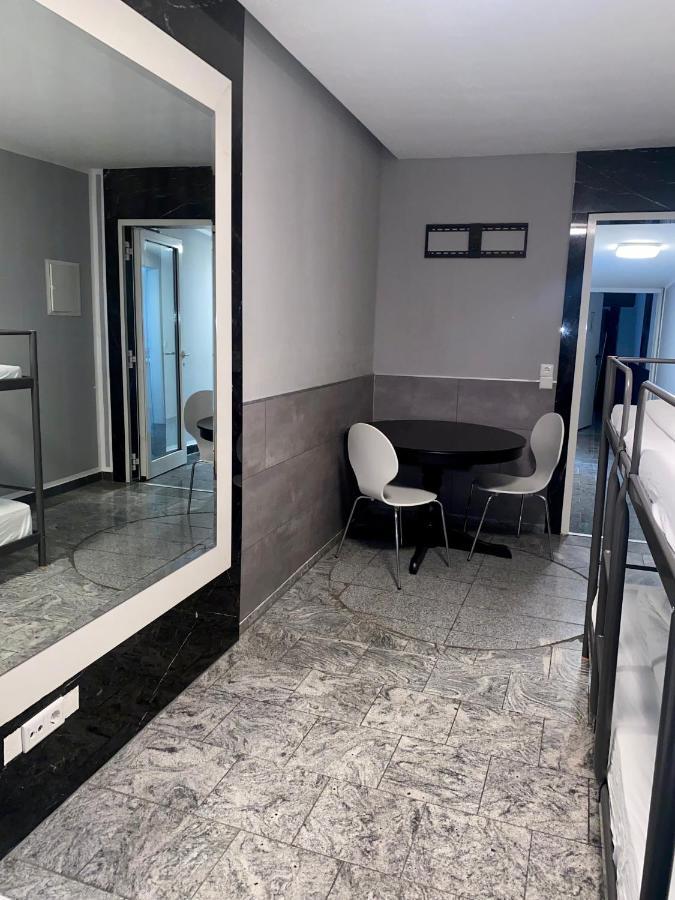 Hotel Moji Koeln Sieversstrasse Luaran gambar