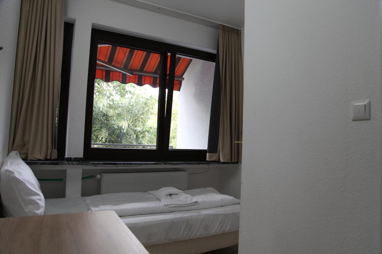 Hotel Moji Koeln Sieversstrasse Luaran gambar