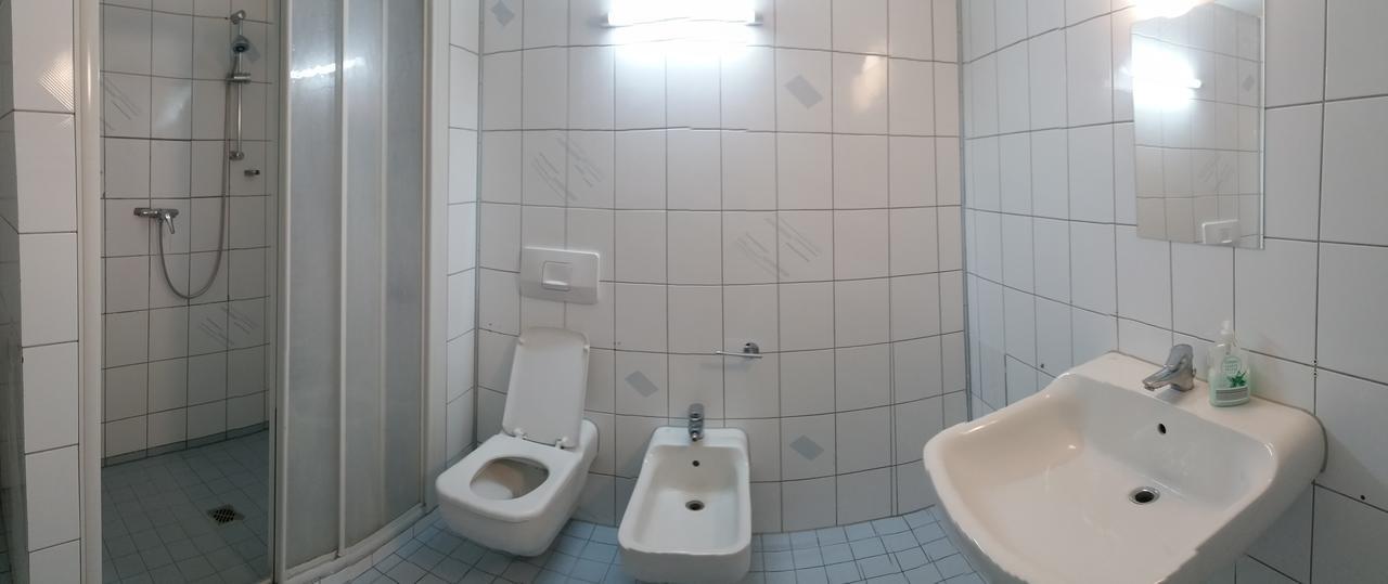 Hotel Moji Koeln Sieversstrasse Luaran gambar