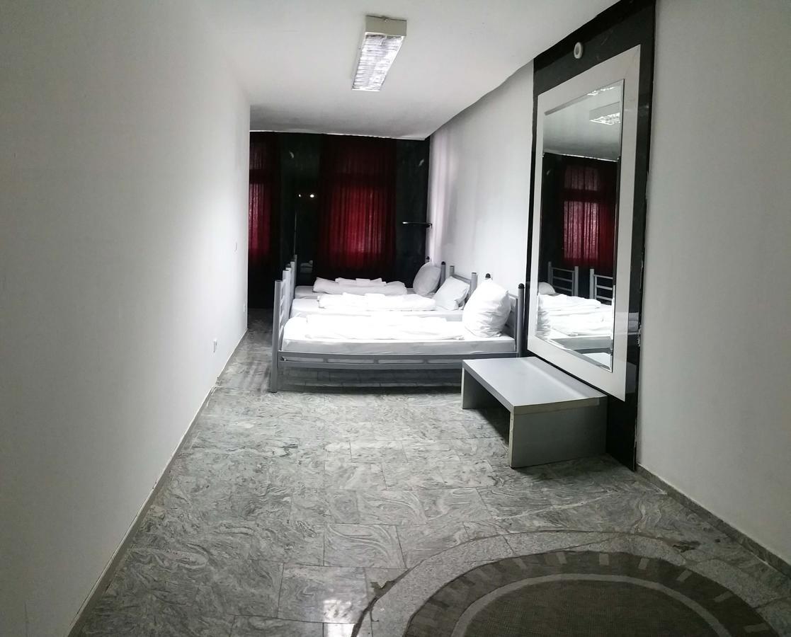 Hotel Moji Koeln Sieversstrasse Luaran gambar